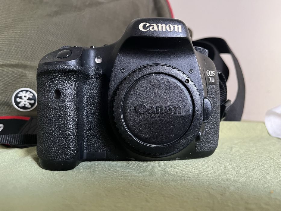Canon 7D c/lente e acessórios