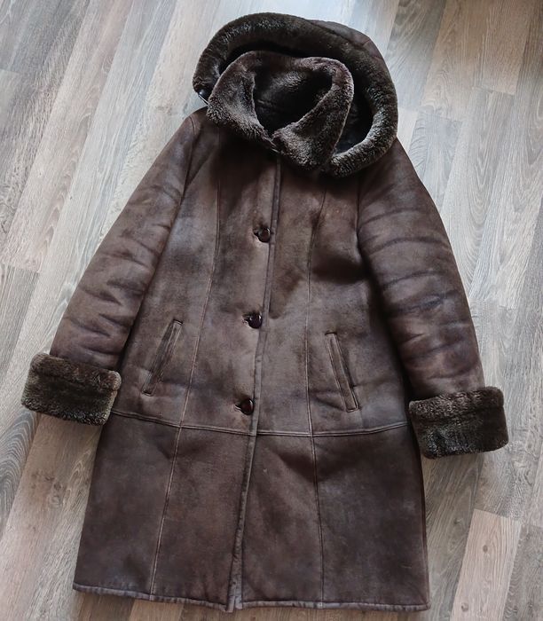 Віддам дублянку кому потрібна