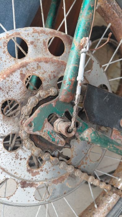 Bicicleta antiga Oliva