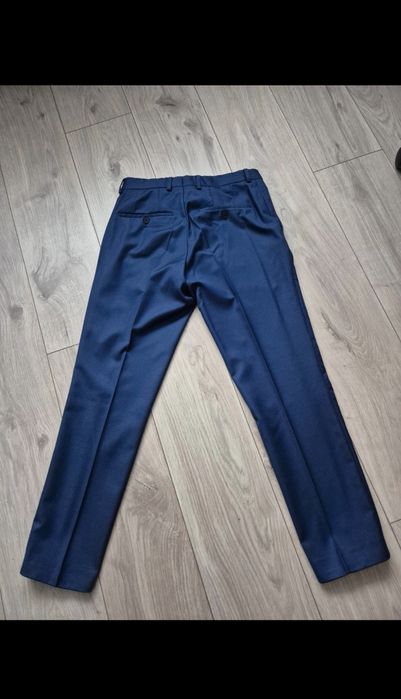 Sprzedam garnitur rozmiar 44.