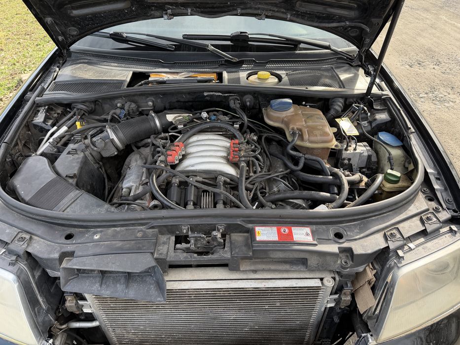 Автомобіль Ауди А6 С5