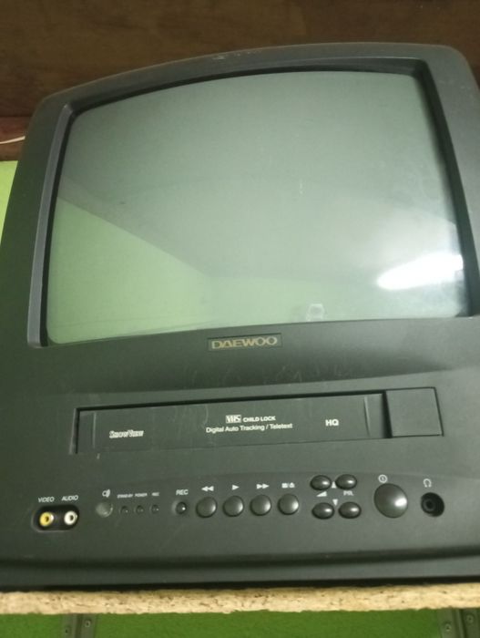 Televisão com vidio encorporado