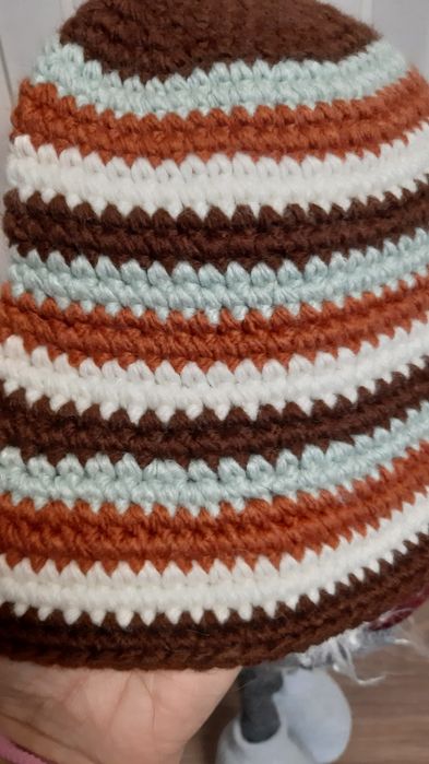 Вязаная шапка новая