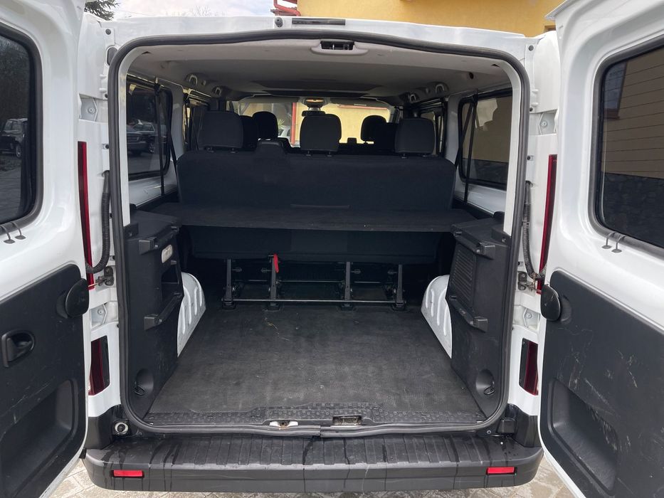 Renault Trafic Renault Trafic 2017 r 9osobowy