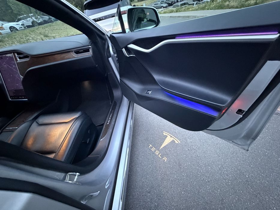 Tesla model S 75d 2017-2018