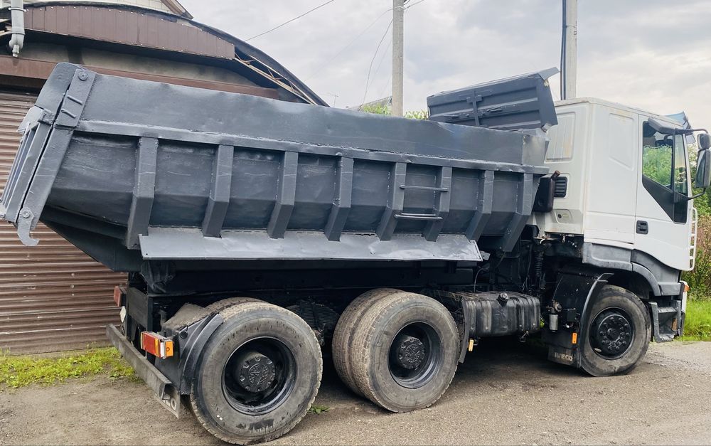 Самоскид Iveco Stralis