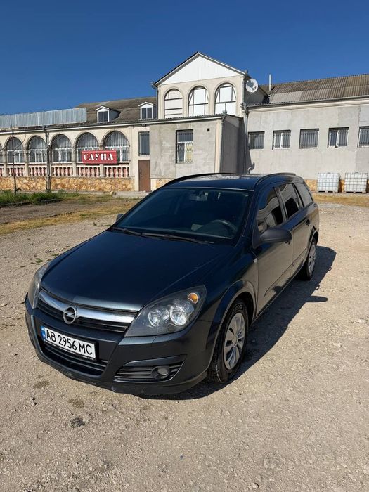 Opel astra h 2006 рік 1.6 бензин