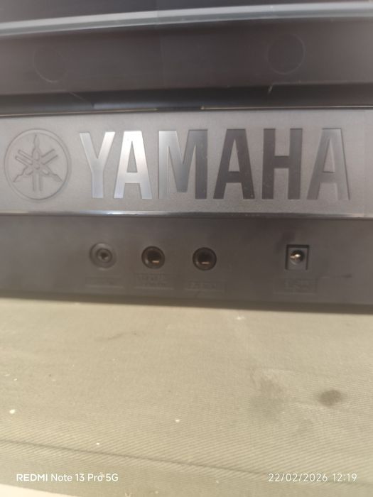 Teclado Yamaha  que dá pra reproduzir belos sons