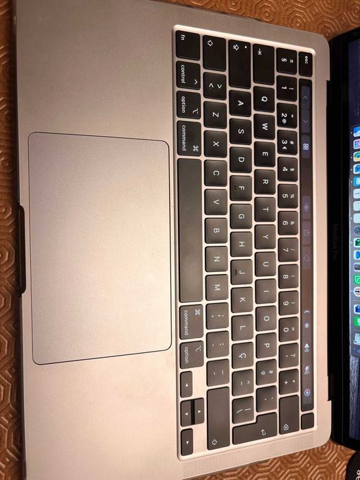 Macbook pro 13" 2020 mais Extras426382367402895363