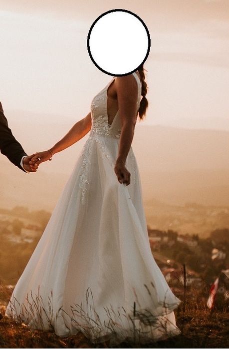 Suknia slubna 2023 kolor smietana GRATIS KOMIN