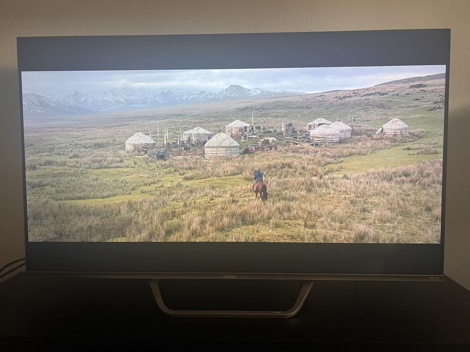 TV HAIER  (QLED - 43'' - 108 cm - 4K Ultra HD)