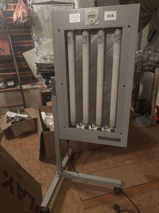 Lampa Medisun 250 UVA (PUVA)