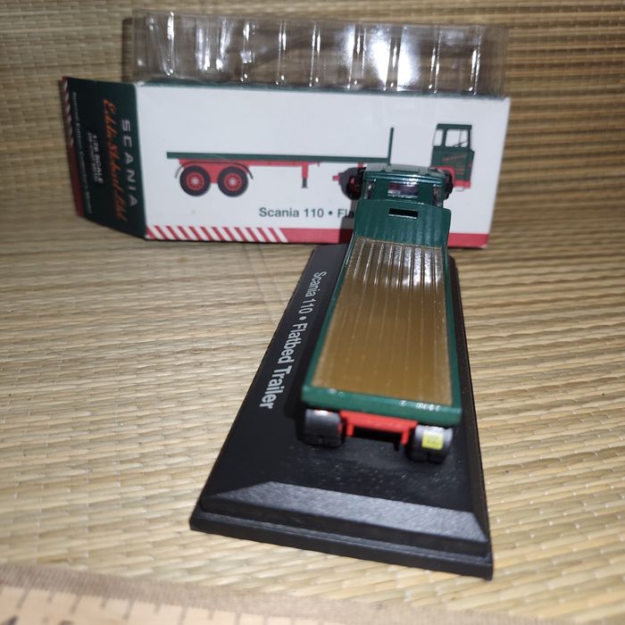 Колекційна модель Scania 110 Super Flatbed Trailer Eddie Stobart 1:76 Atlas Editions