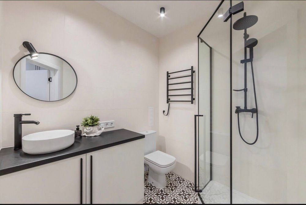 Дизайнерська  ЖК ! 044" , Кирилівська 37А. .метро Поштова Площа