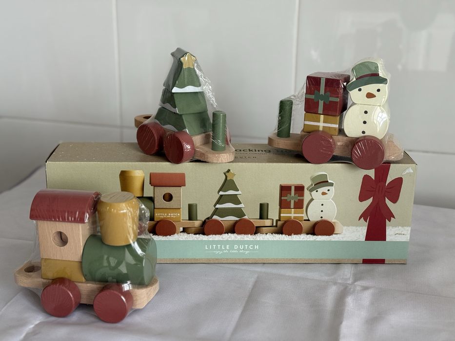 Comboio de empilhar em madeira - selado a estrear!