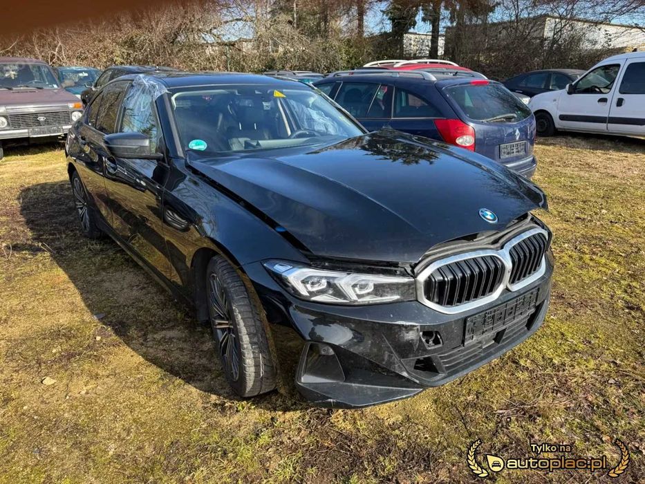 BMW 3 330e sedan