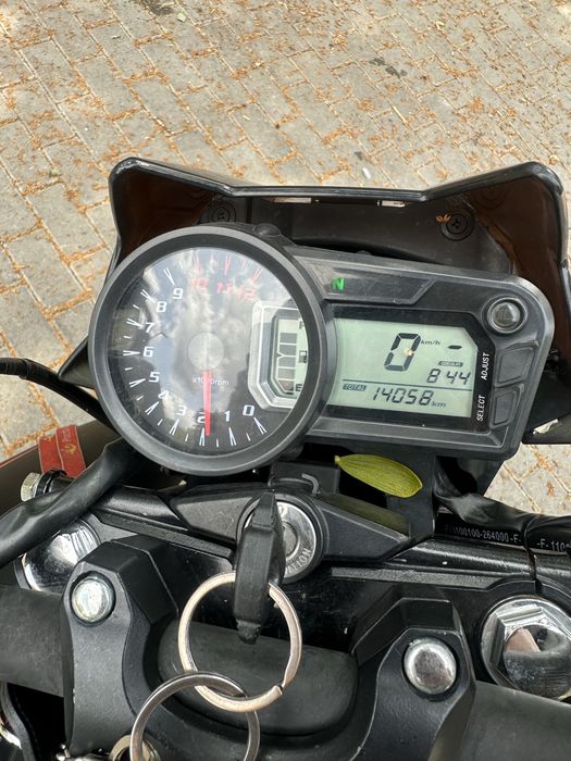 Motocykl Zipp VZ-6 125cc – Gotowy do sezonu!