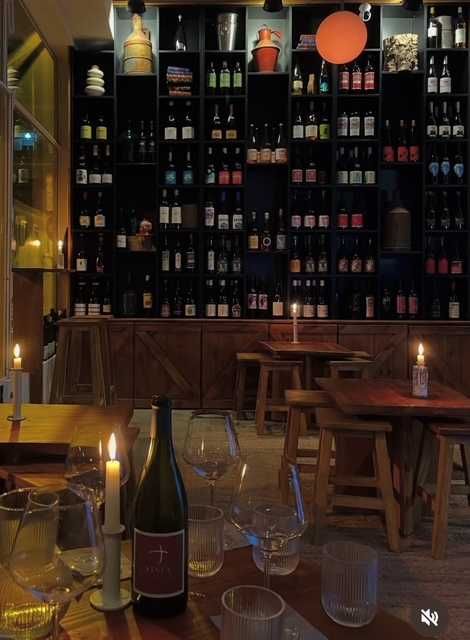 Mesa baixas em madeira maciça