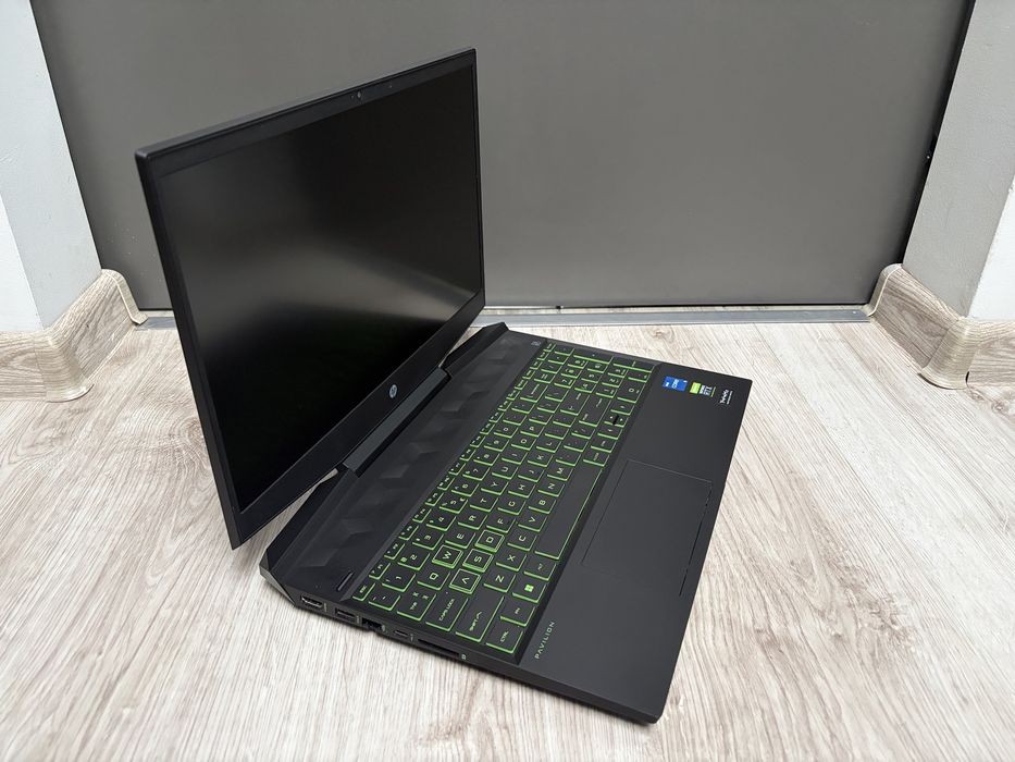 HP Pavilion Gaming 15 | i5-11300H | RTX 3050 | 16GB RAM | SSD | 144Hz