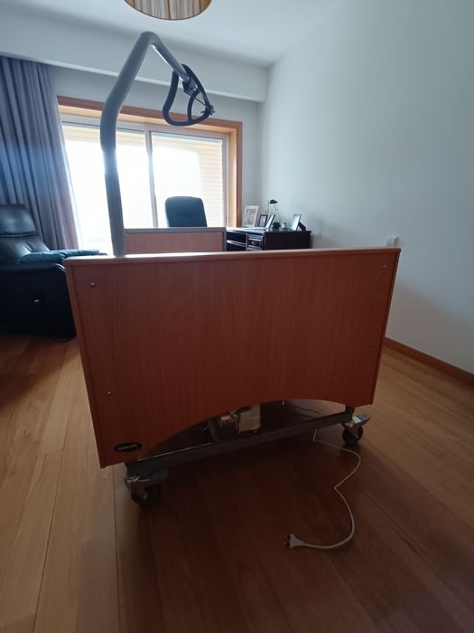 Cama Articulada Invacare