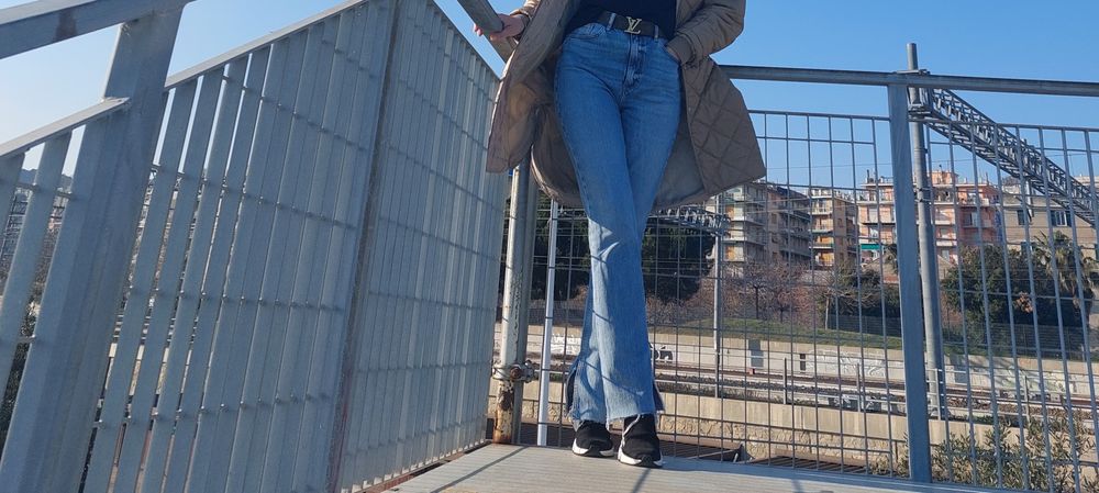 Джинсы Zara б/у 30 размер ,покупала в Турции в этом году за 400 т.лир