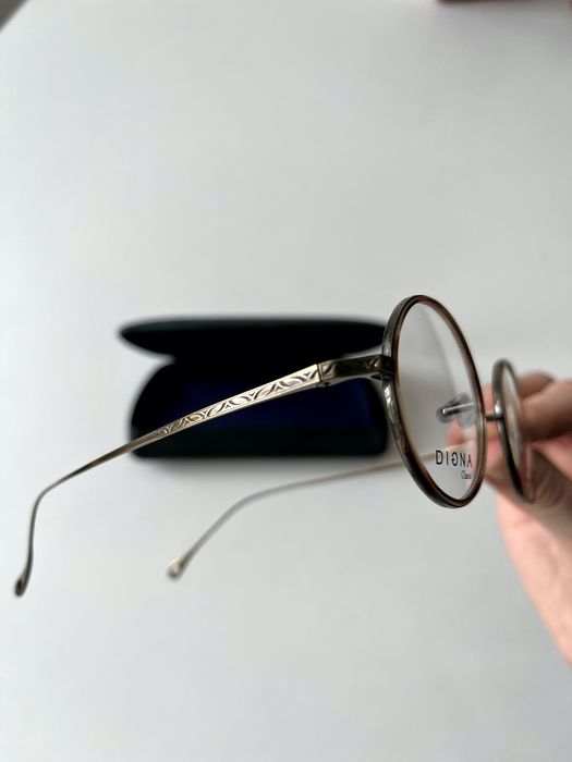 оправа японського бренду Digna