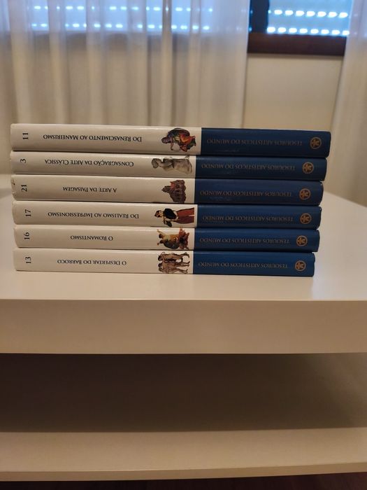 Vários livros de coleção