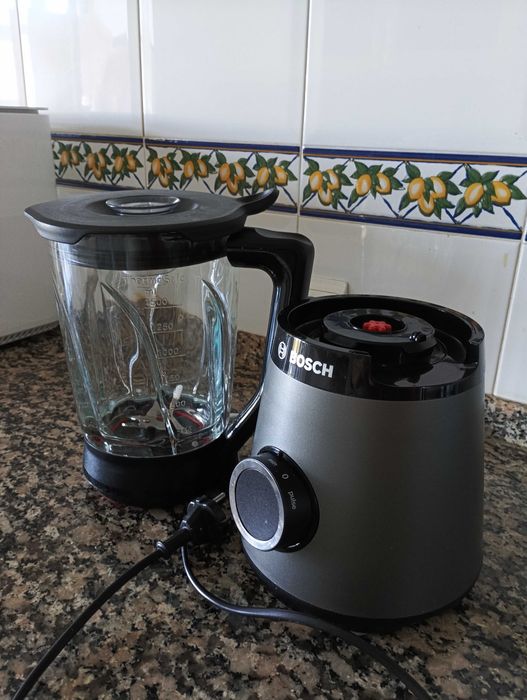 Vende liquidificador BOSCH semi- novo