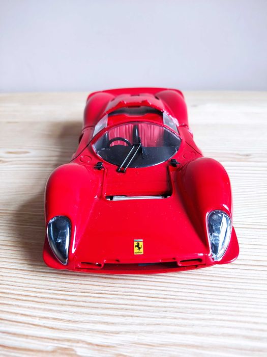 Model samochodu 1:18 Ferrari 330 P4 (1967) Jouef Evolution