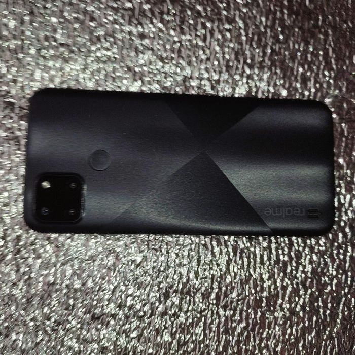 Смартфон realme C21Y 4/64GB Black ідеальний стан