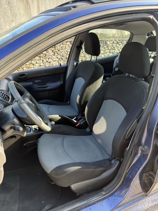 Peugeot 206 — fotografia 6