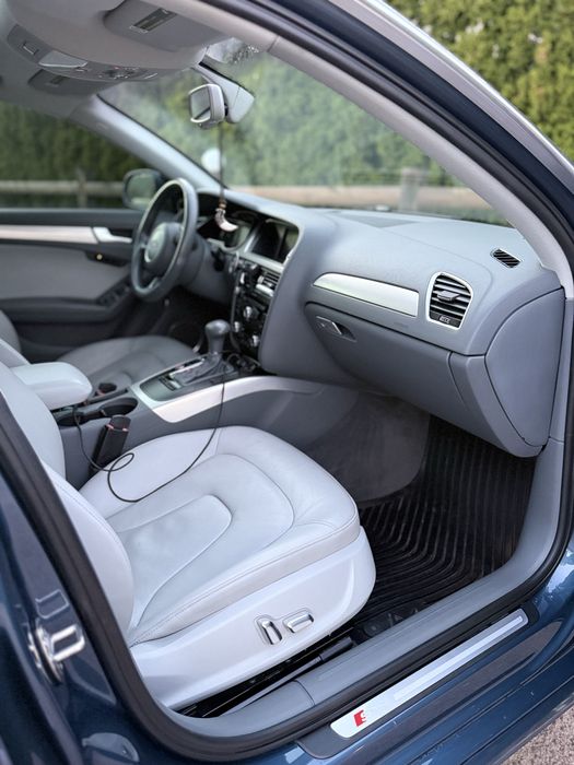 Audi a4 b8 2015 рік