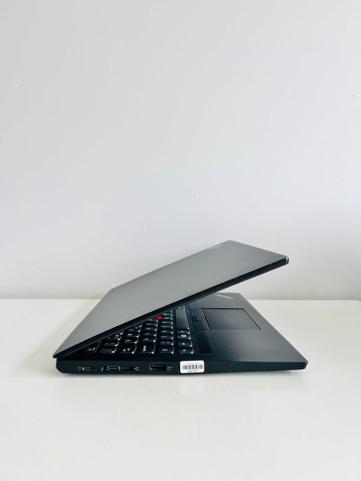 Portátil Lenovo L13 (i3 10ª Geração + 4GB + 256GB SSD)