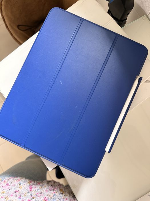 Apple iPad Pro 12.9'' - 128GB - WiFi - 5ª Gen. (com acessórios)