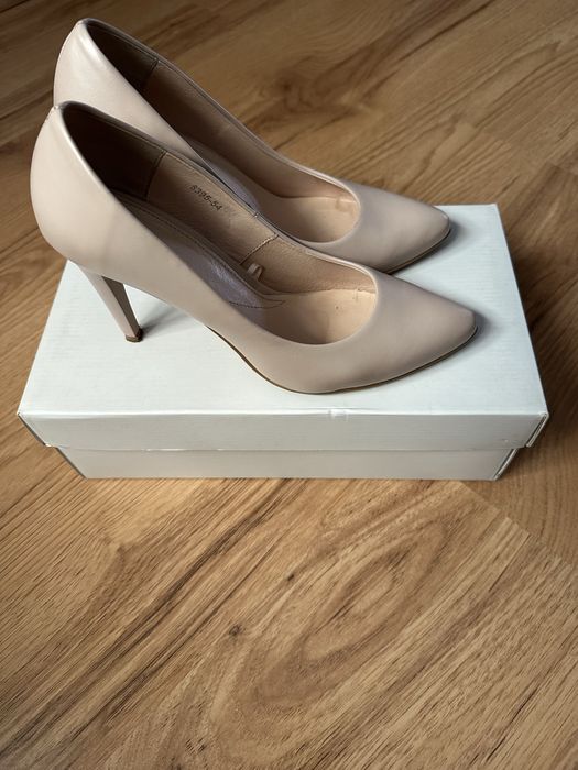 Buty czółenka szpilki roz. 37,5 Wojas