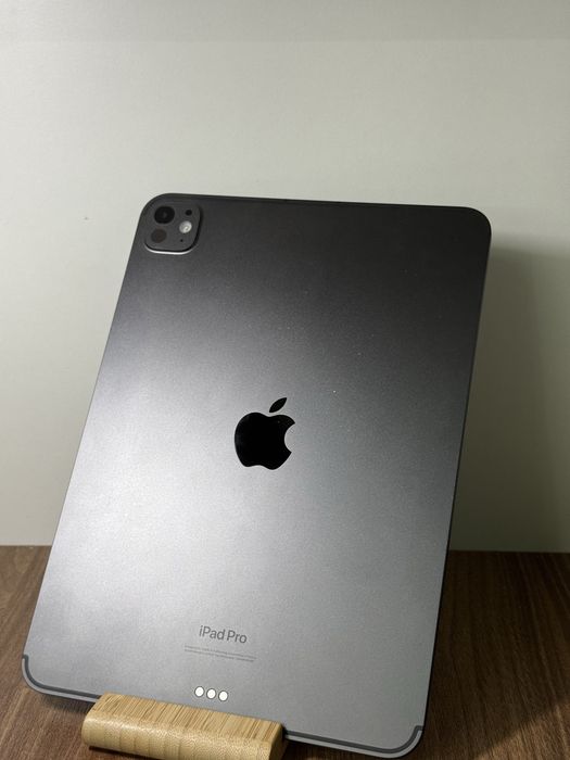 Apple iPad Pro 11" M4 2024 Wi-Fi 256 GB Space Black (MVVG3)