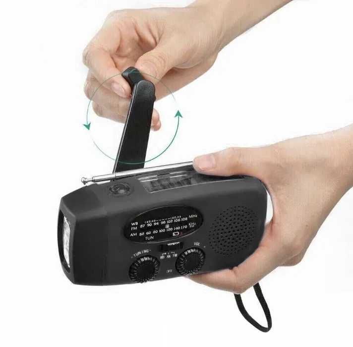 Радіоприймач з роторною та сонячною зарядкою + ліхтар, повербанк