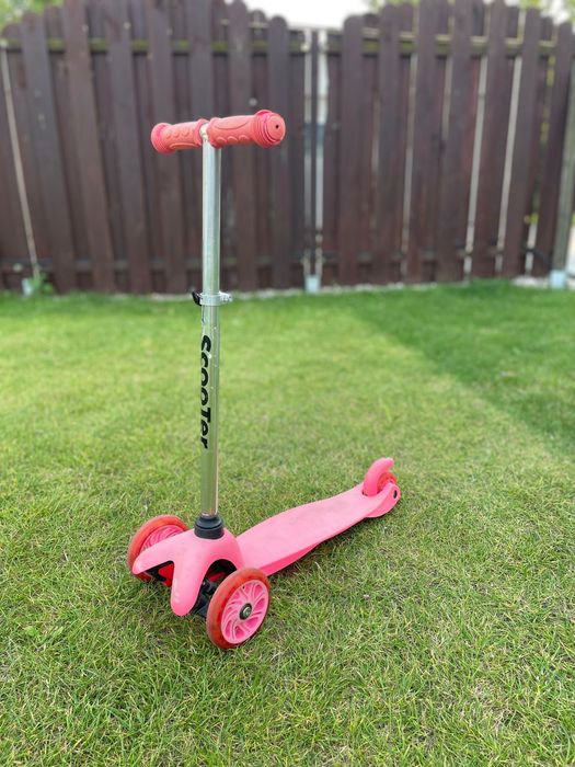 Hulajnoga- trzykołowa