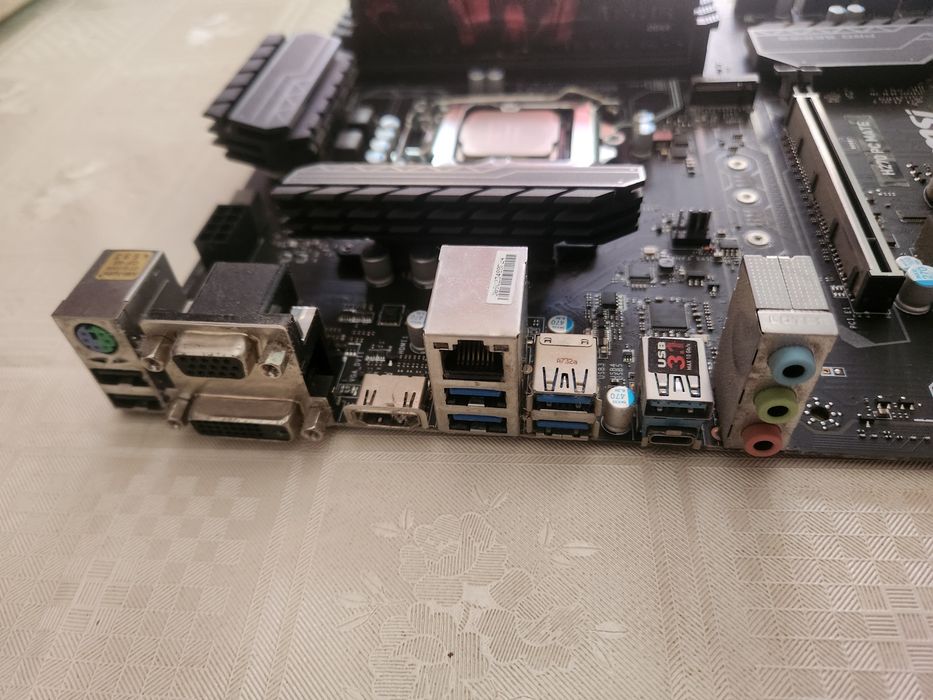 Motherboard H270 com i5 e 16GB RAM