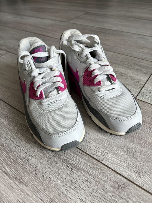 Buty Nike Air Max 90 essential, rozmiar 38, wkladka 24,5cm. Stan bdb.