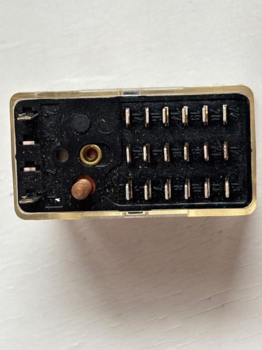 Przekaźnik mechaniczny Siemens typ: V23054