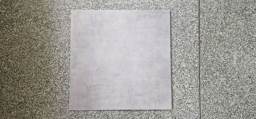 Gres szary podłogowo-ścienny tani na inwestycje Kassel 60x60 Gat I