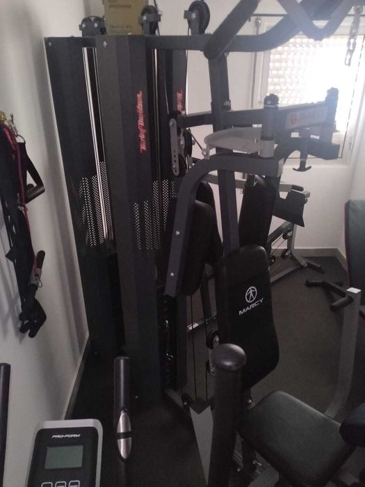 Máquina (estação de musculação)