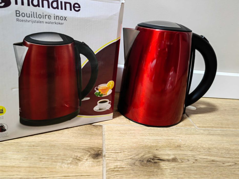 Електрочайник Mandine новий