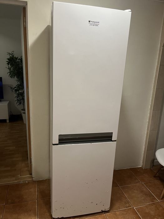 Frigorifico combinado com marcas de uso