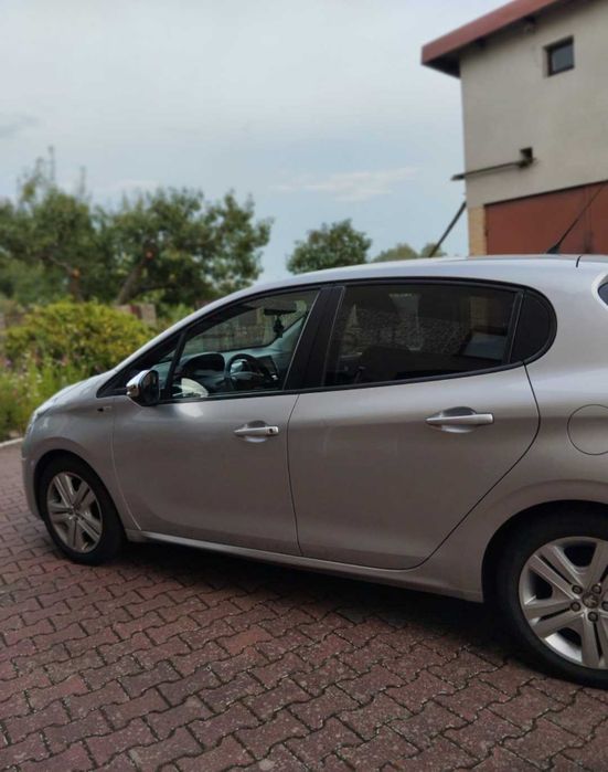Peugeot 208 - Diesel