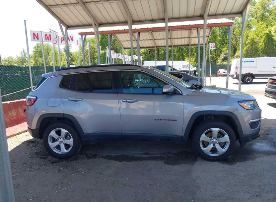 Jeep Compass North      2021