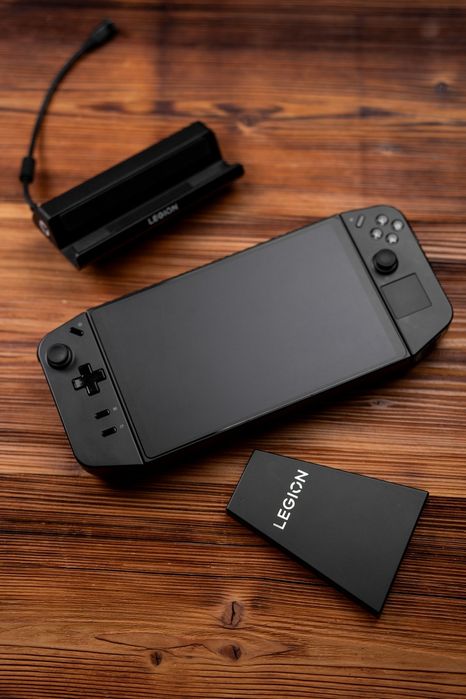 Konsola Lenovo legion Go - mega zestaw! Idealny stan!