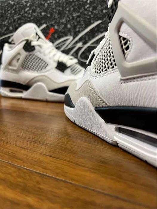 Jordan 4 Retro Military Black r.43