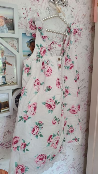 Sukienka newbie i kapelusz 52/54 limitowana edycja